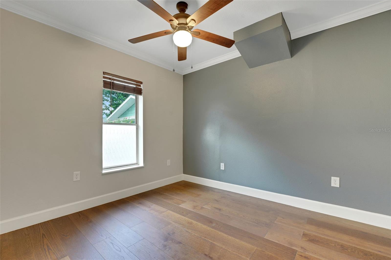 330 S Highland St Property Photo 16