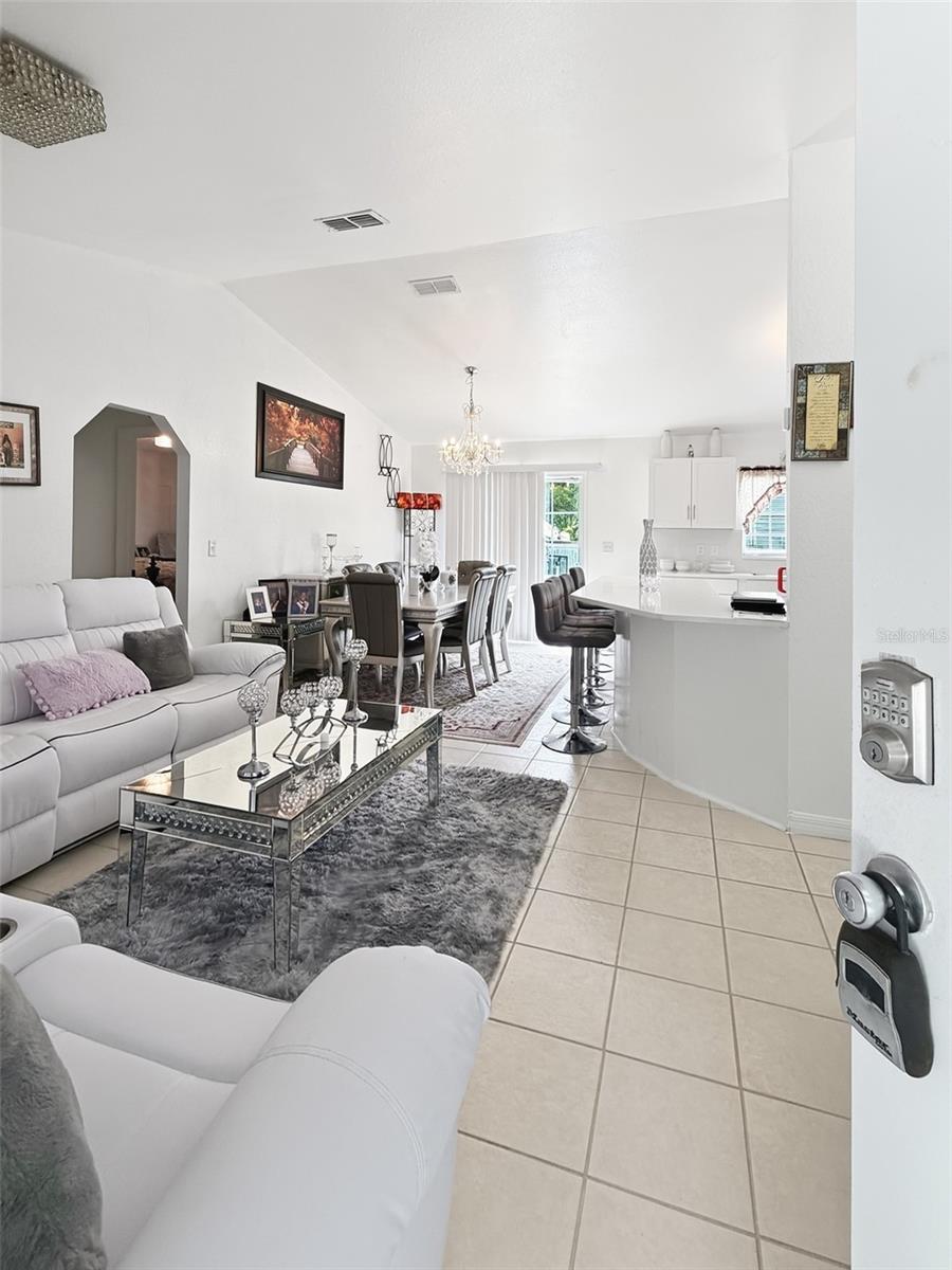 11 Pecan Pass Way Property Photo 3