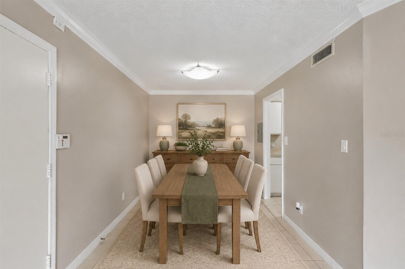305 Wymore Rd #208 Property Photo 16