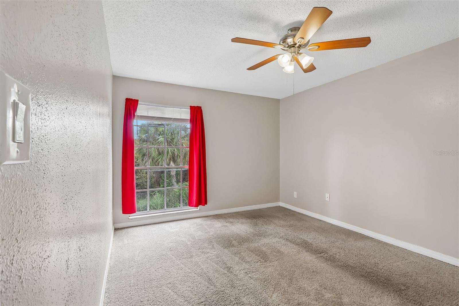 305 Wymore Rd #208 Property Photo 23
