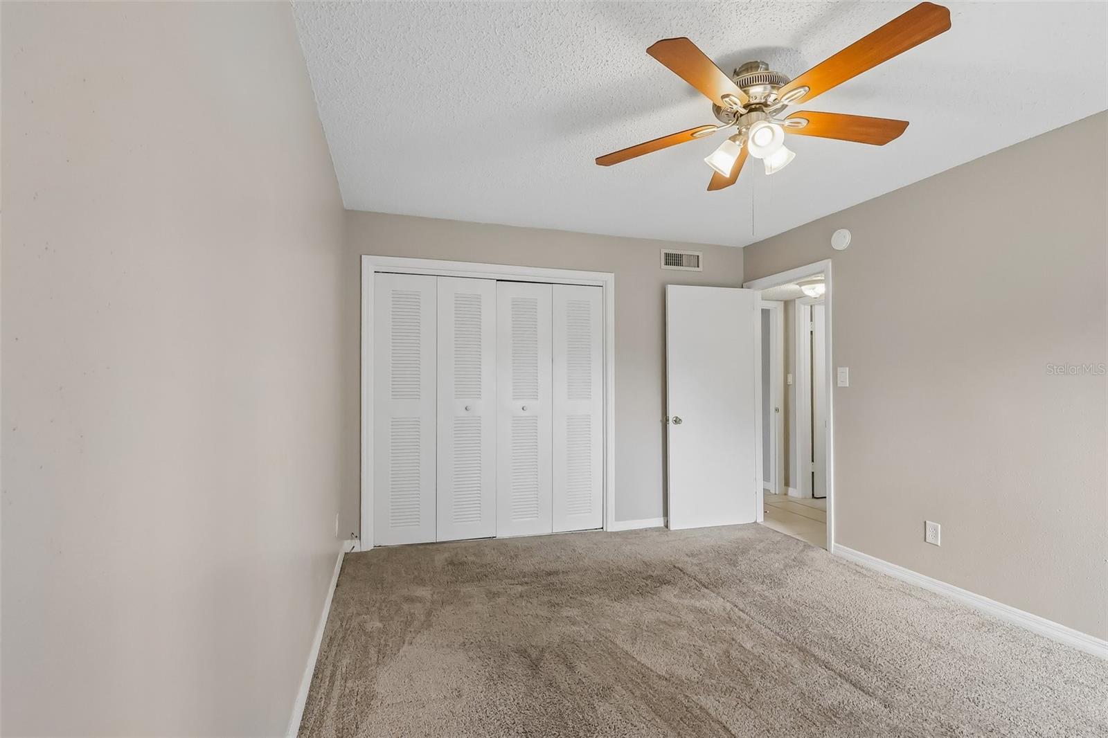 305 Wymore Rd #208 Property Photo 26