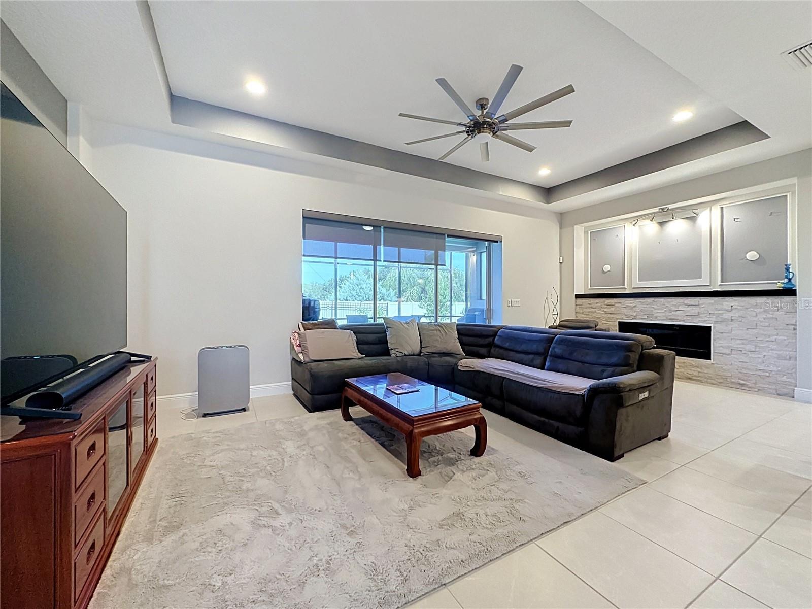 8665 Bridgeport Bay Cir Property Photo 14