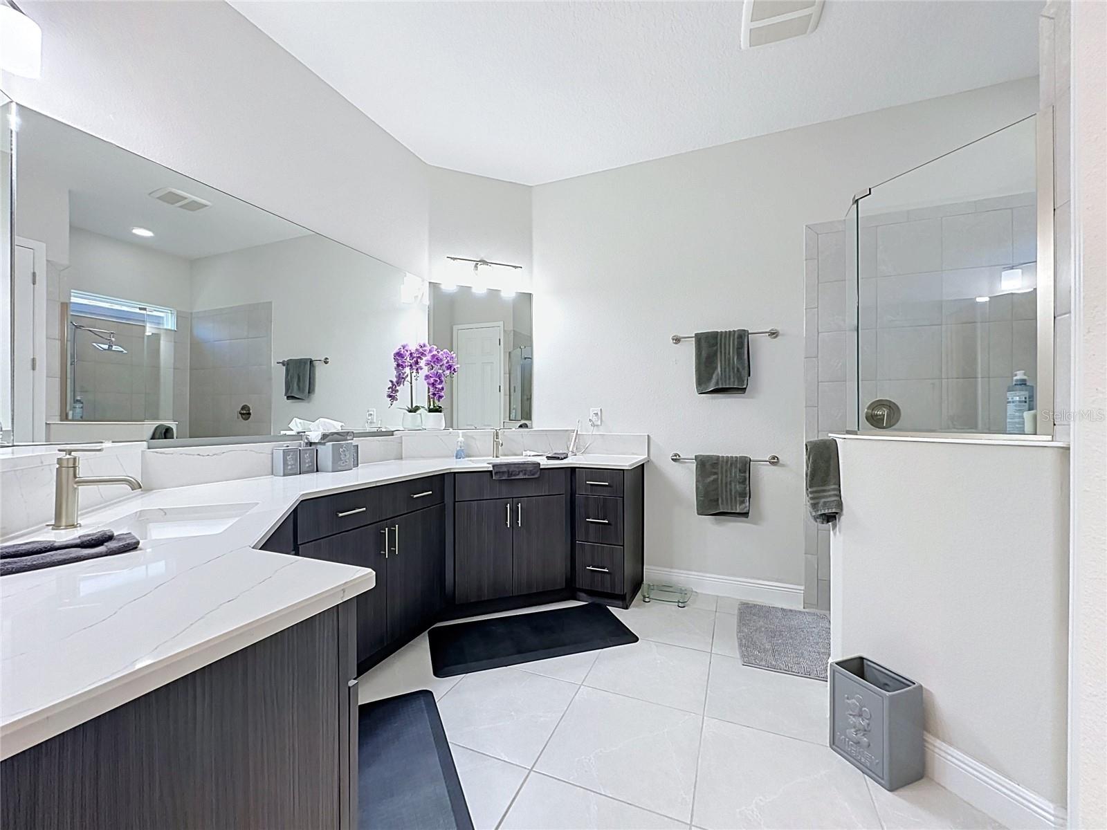 8665 Bridgeport Bay Cir Property Photo 19