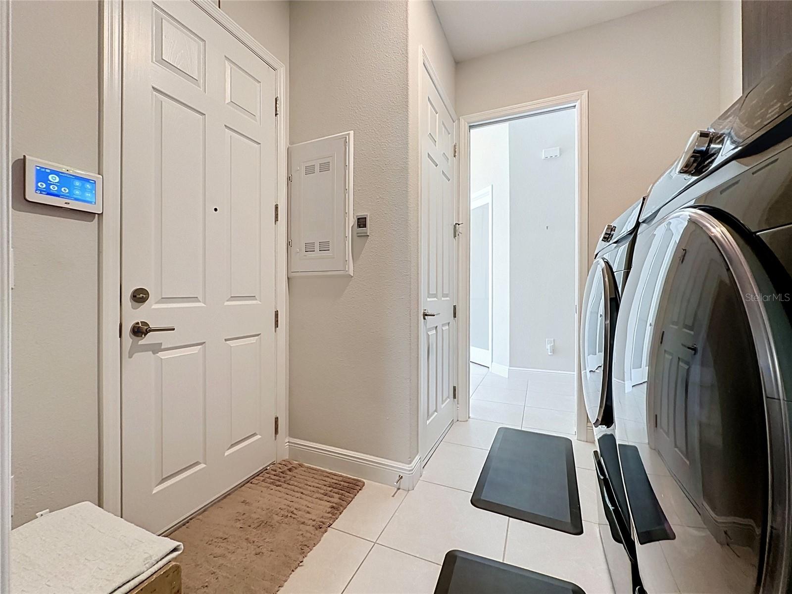 8665 Bridgeport Bay Cir Property Photo 24