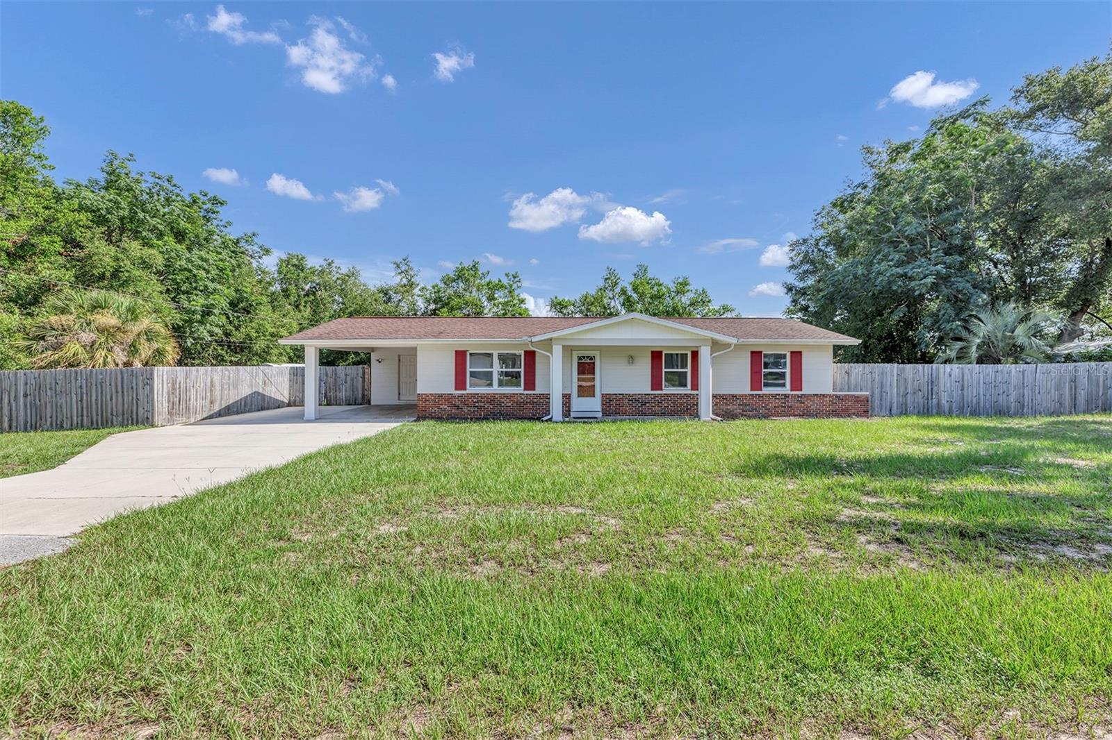 9375 Se 163rd Ln Property Photo 1
