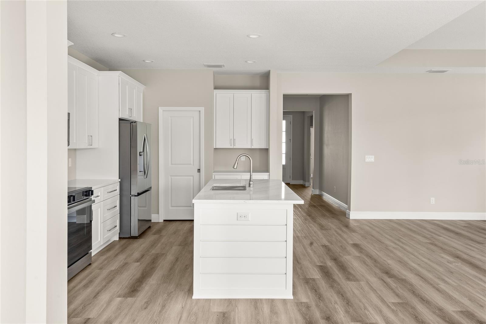 3070 Sunscape Ter Property Photo 7