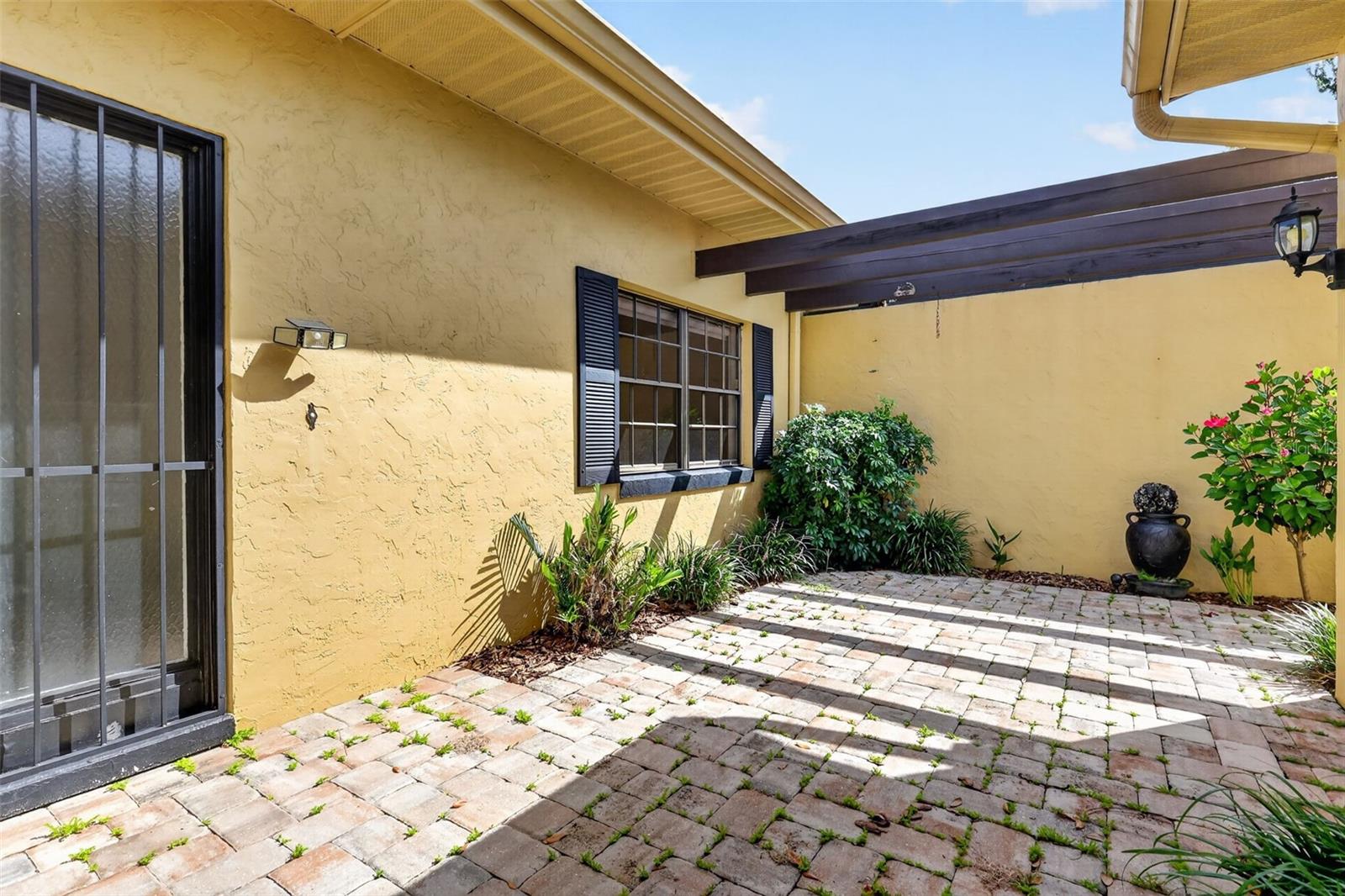 1111 Lakeshore Dr #c3 Property Photo 5