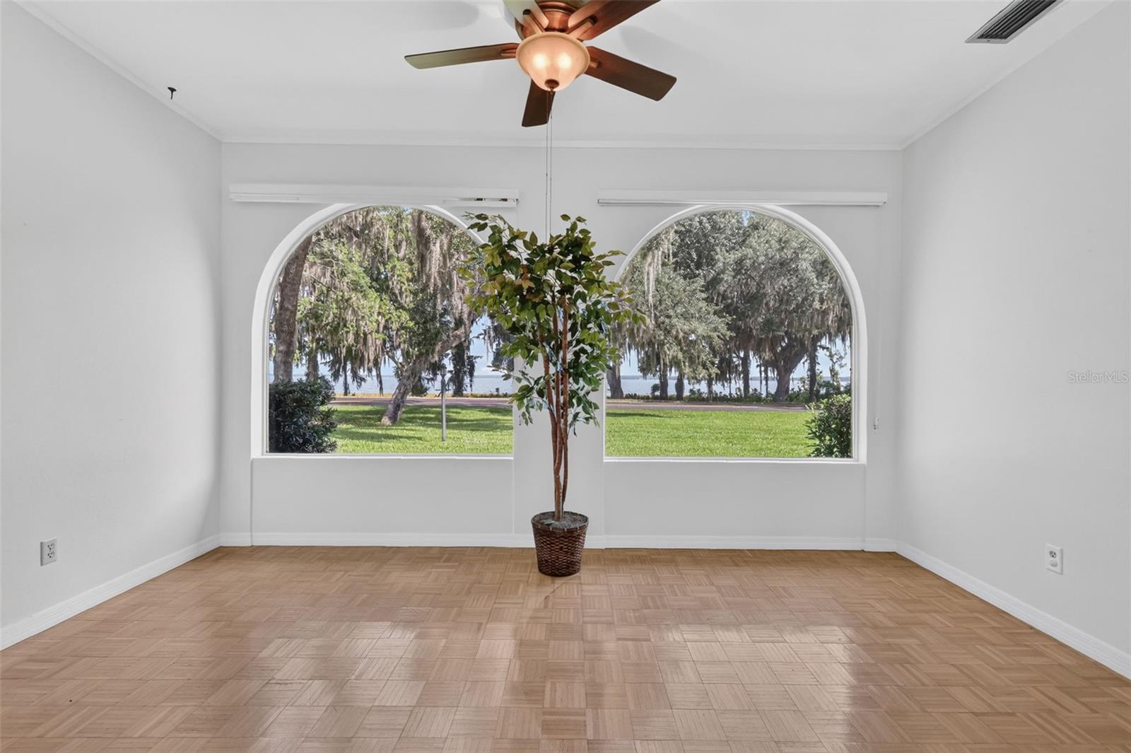 1111 Lakeshore Dr #c3 Property Photo 19