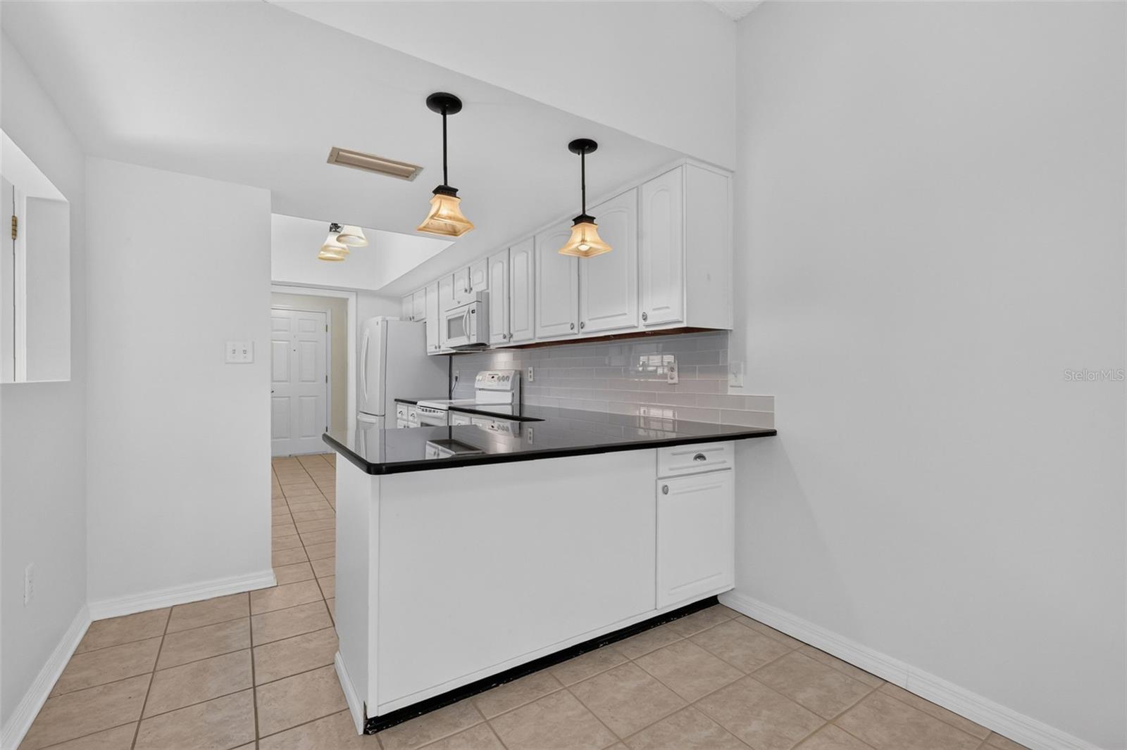 1111 Lakeshore Dr #c3 Property Photo 23