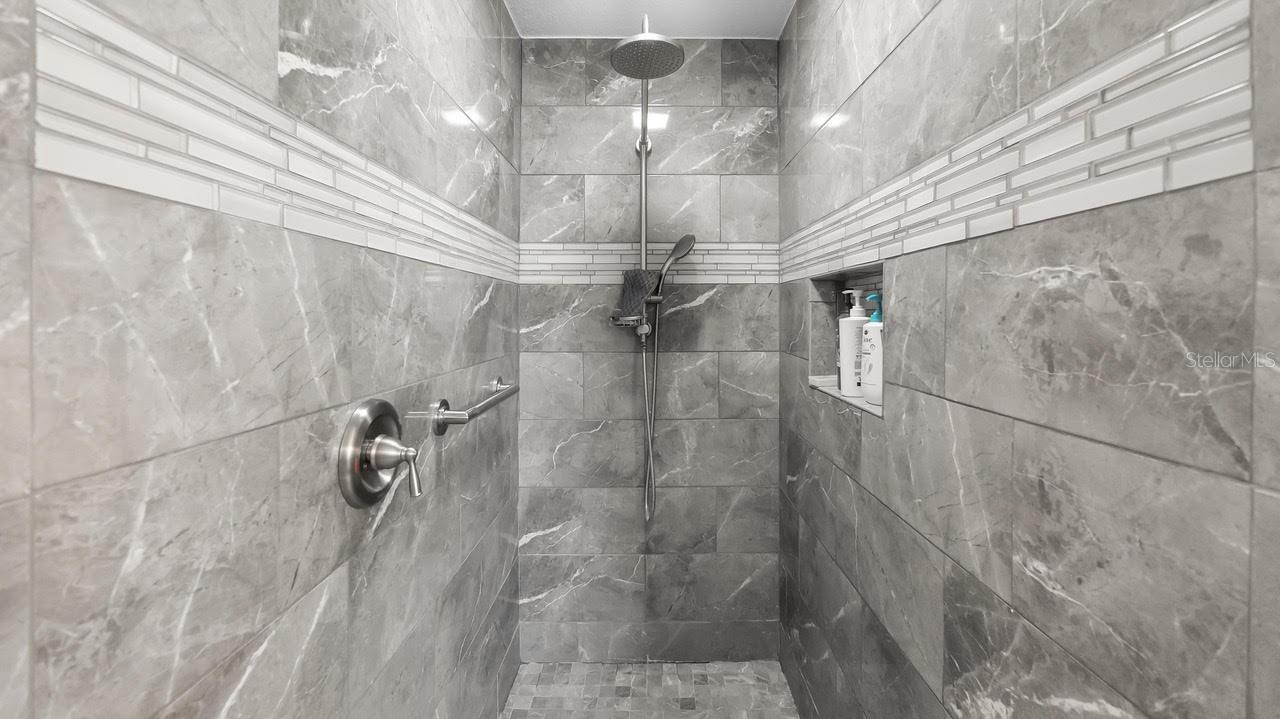 4010 Hammersmith Dr Property Photo 24