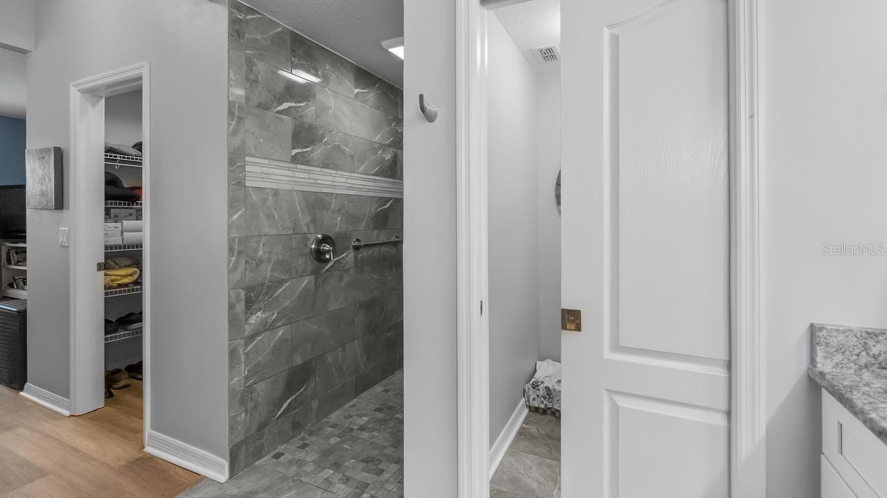 4010 Hammersmith Dr Property Photo 26