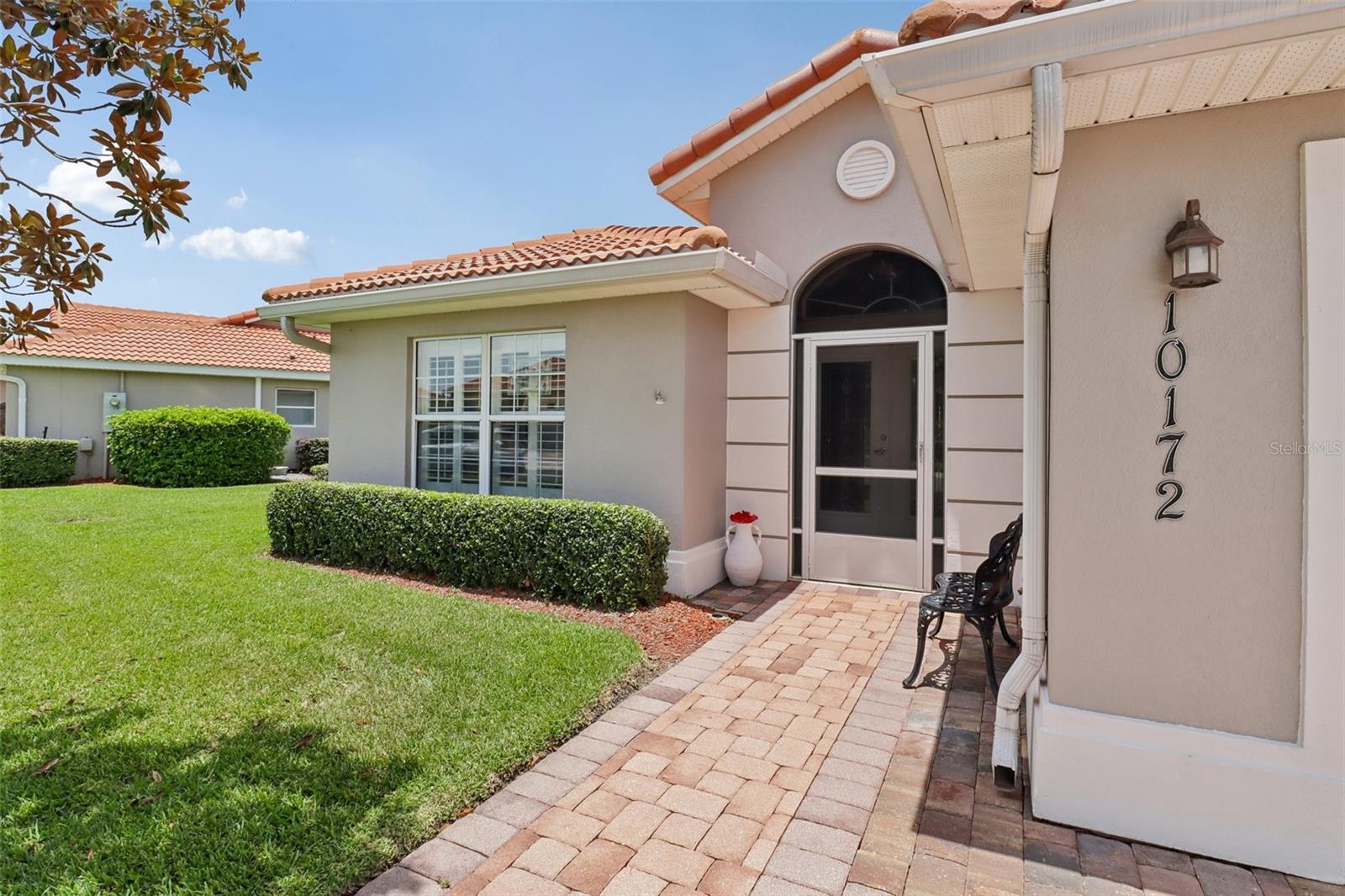 10172 Mainsail Dr Property Photo 4