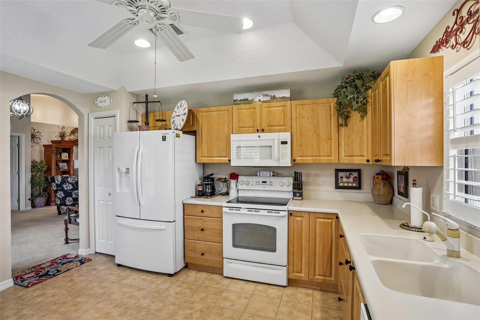 10172 Mainsail Dr Property Photo 23