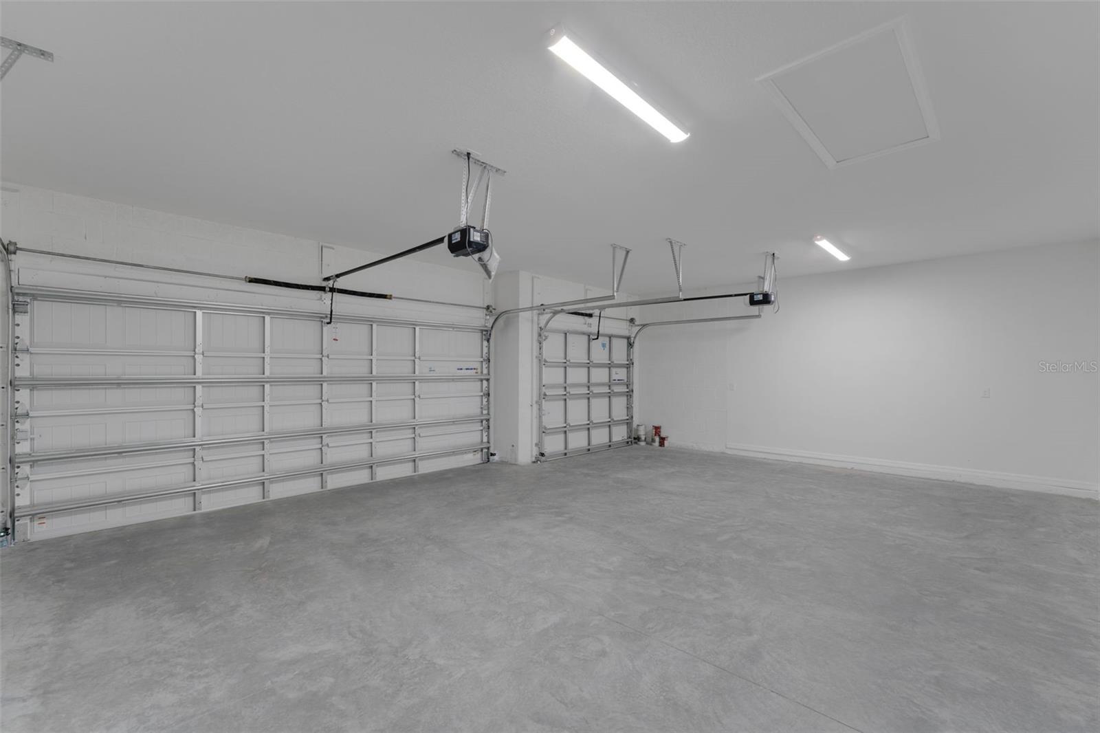 17013 Great Heron Ln Property Photo 14