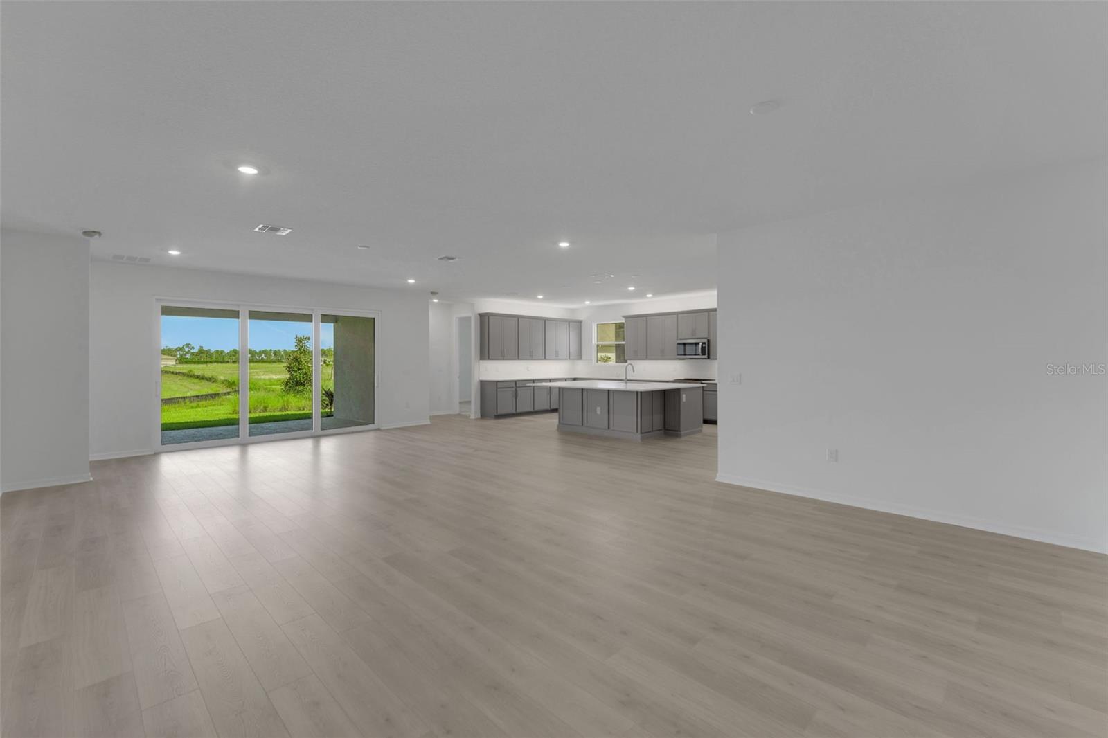 17013 Great Heron Ln Property Photo 26