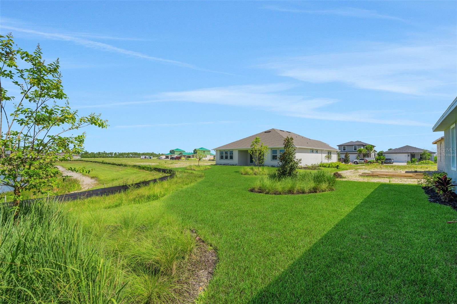 17013 Great Heron Ln Property Photo 32