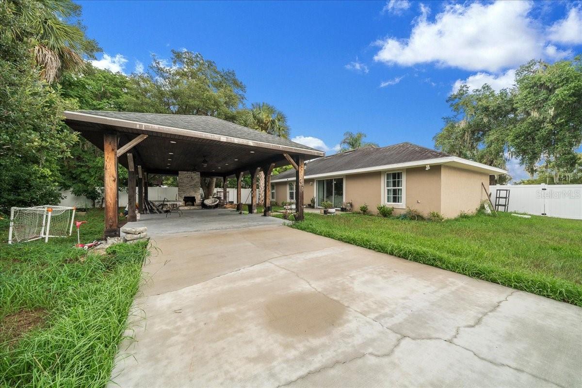 60 Owens St Property Photo 2