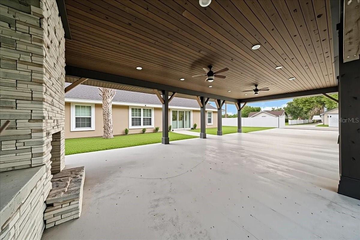 60 Owens St Property Photo 45