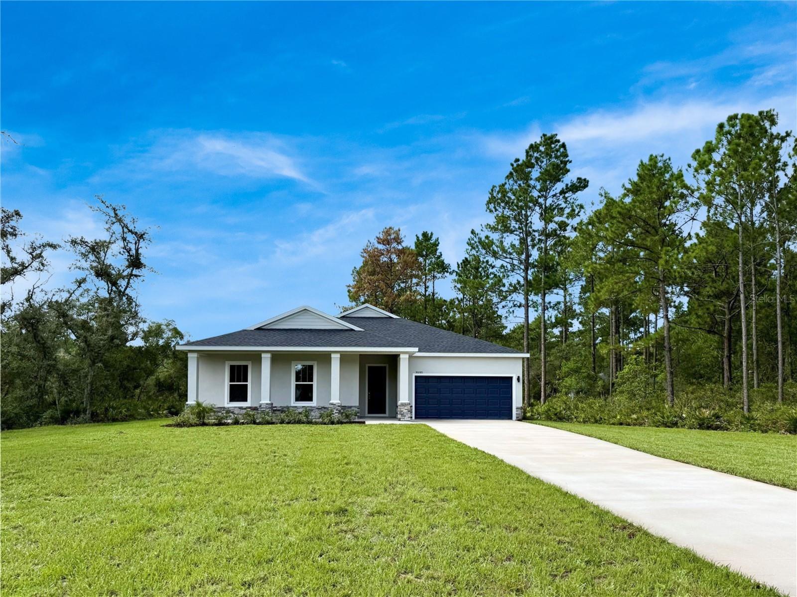 30280 W Bluebell Ave Property Photo 2