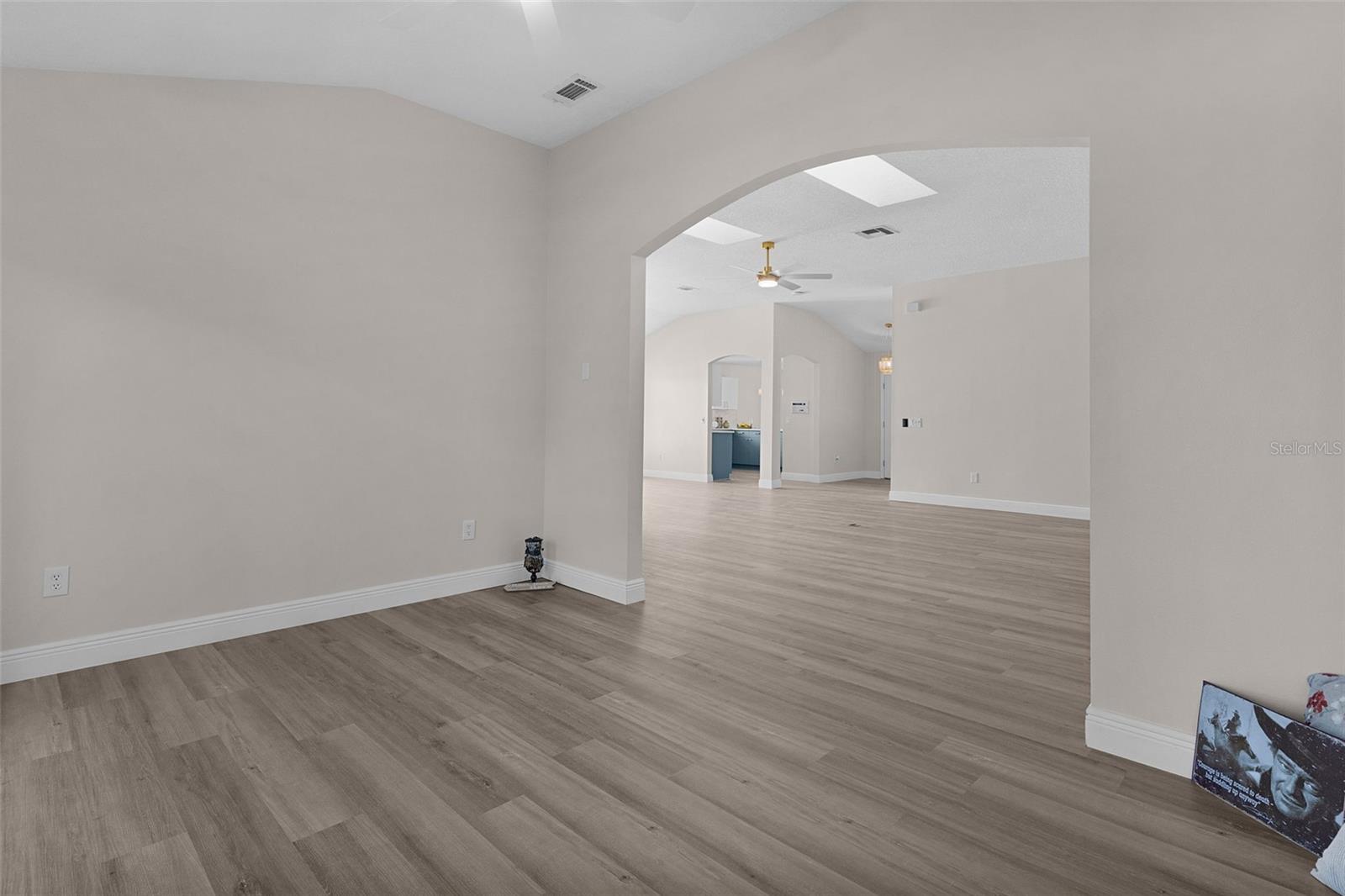 1012 Diego Ct Property Photo 13