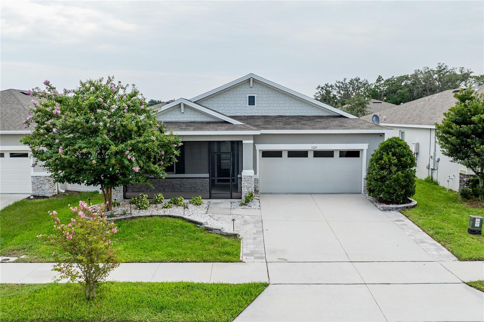 5229 Meadow Song Dr Property Photo 1