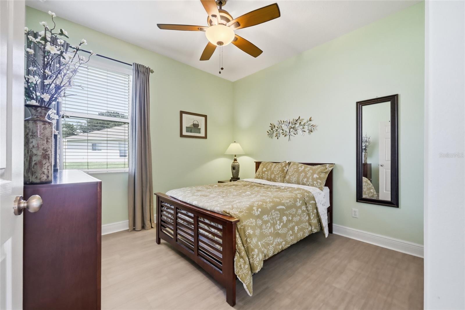 1020 Sailing Bay Dr Property Photo 33