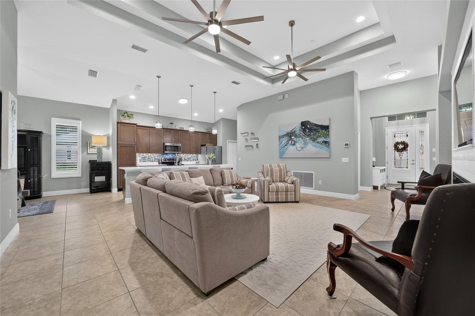 10212 Julia Isles Ave Property Photo 11