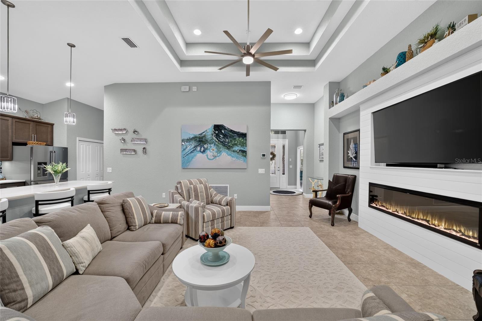 10212 Julia Isles Ave Property Photo 13