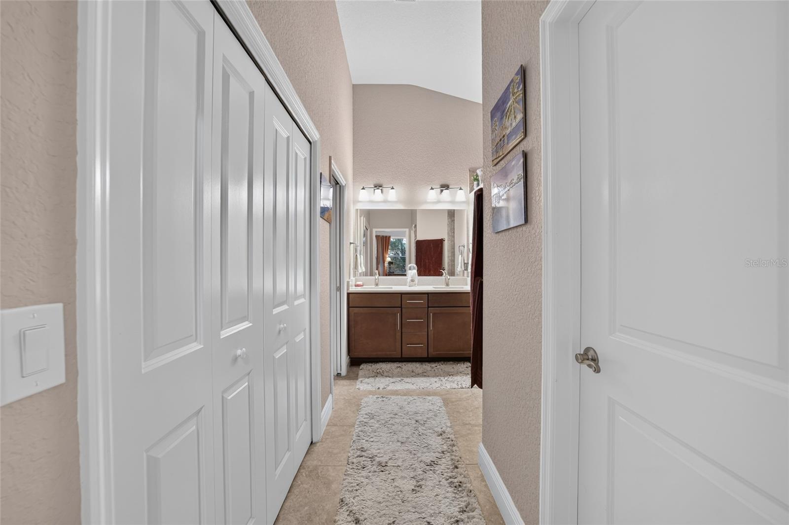10212 Julia Isles Ave Property Photo 32