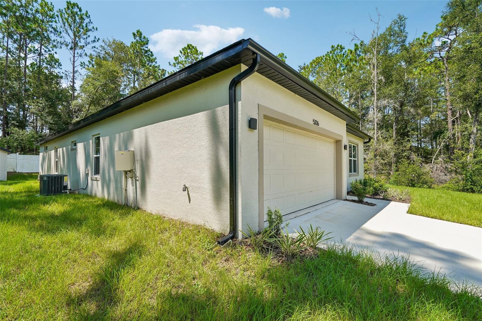 5226 E Prentice Ln Property Photo 3