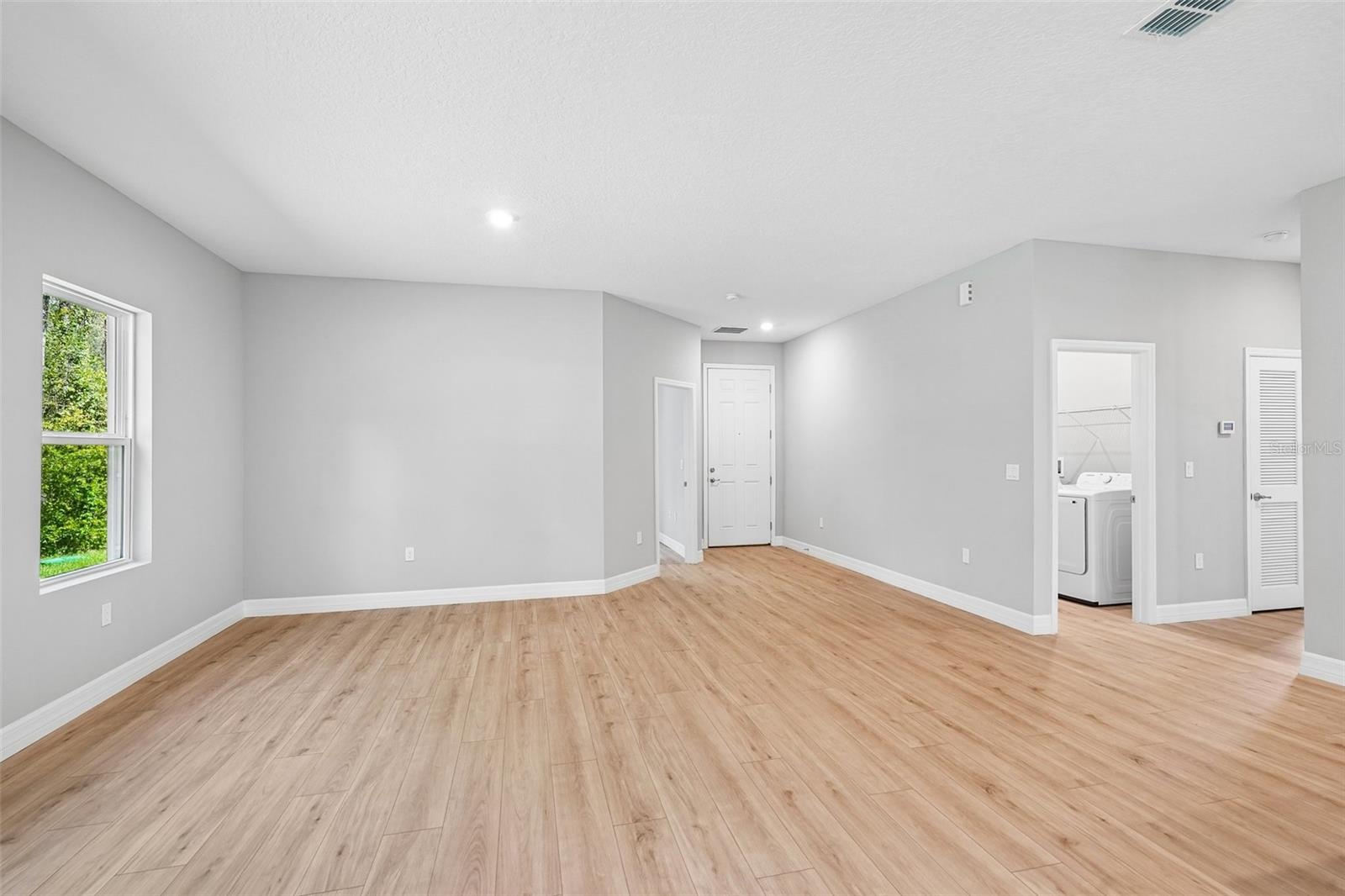 5226 E Prentice Ln Property Photo 9