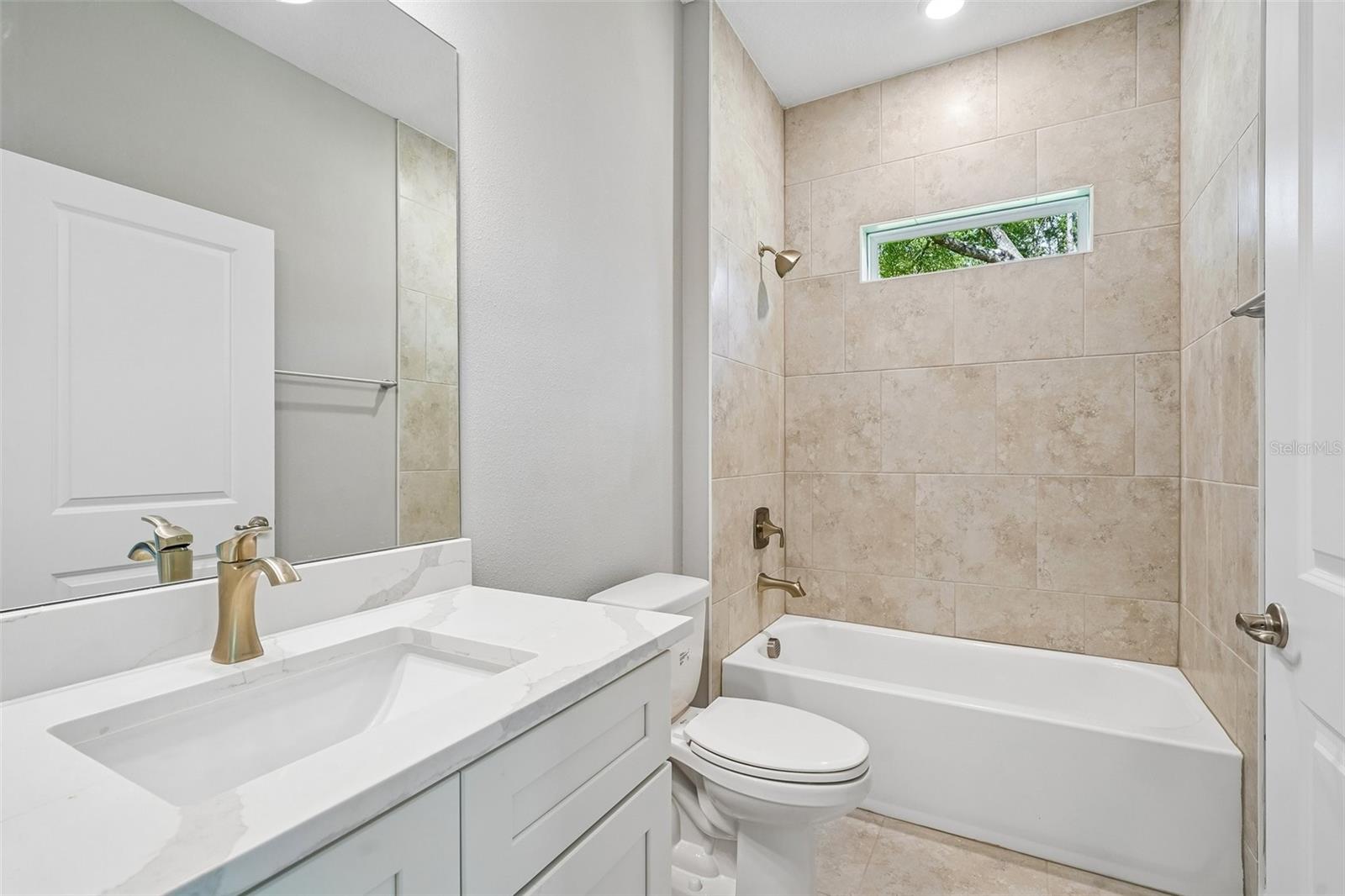 5226 E Prentice Ln Property Photo 20