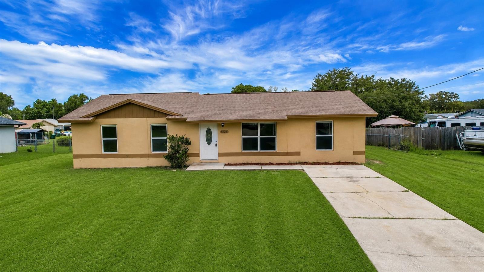 1229 PADGETT CIR Property Photo 1