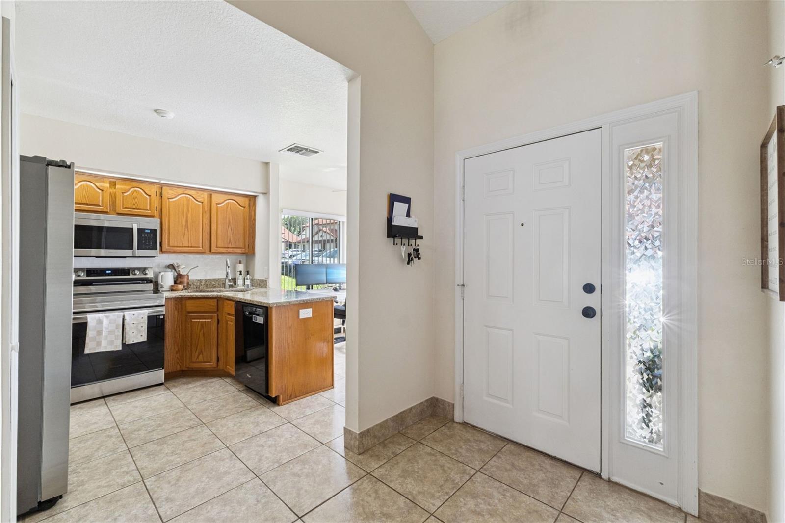 3344 Gray Fox Cv #4 Property Photo 4