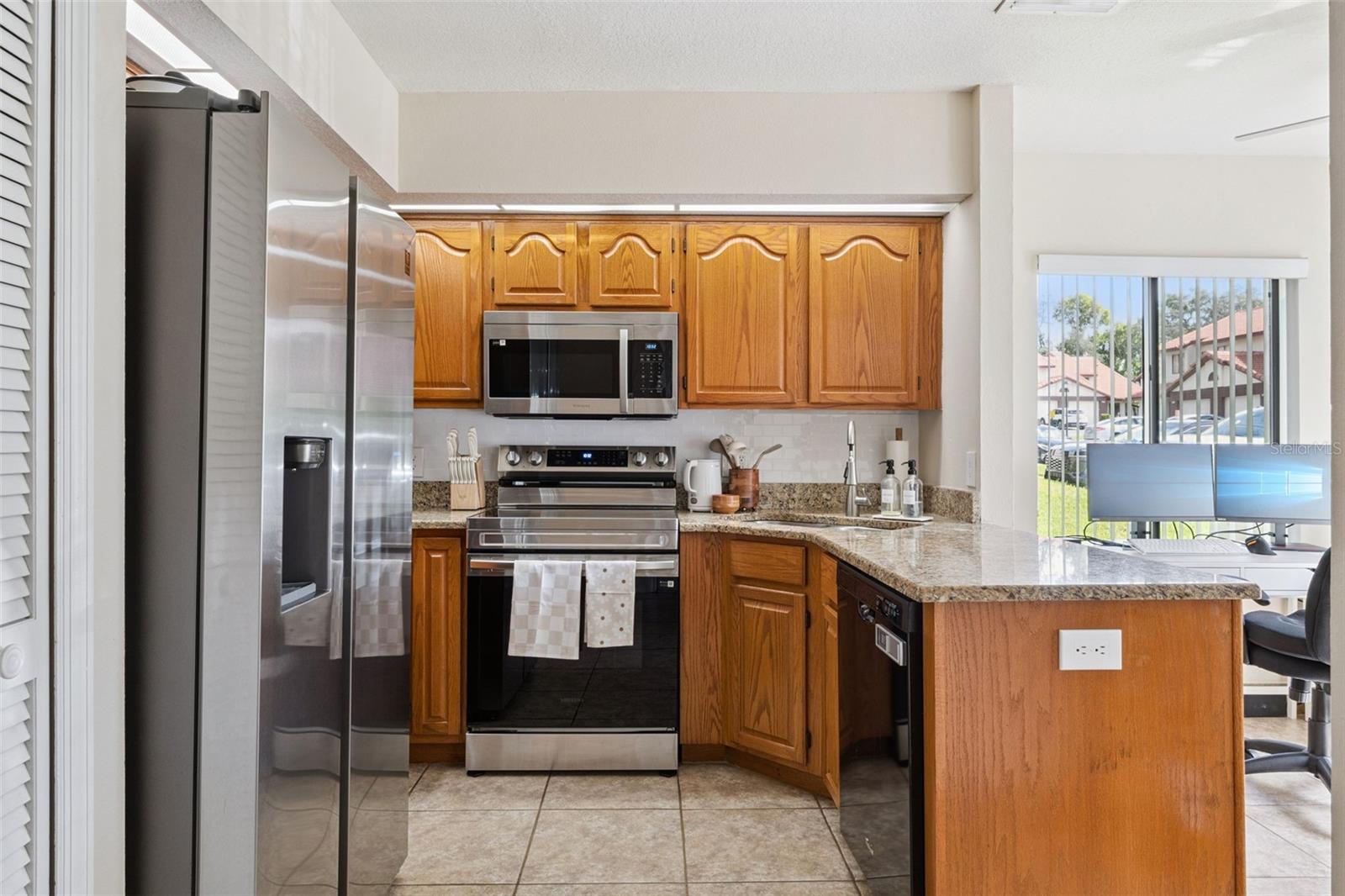 3344 Gray Fox Cv #4 Property Photo 10