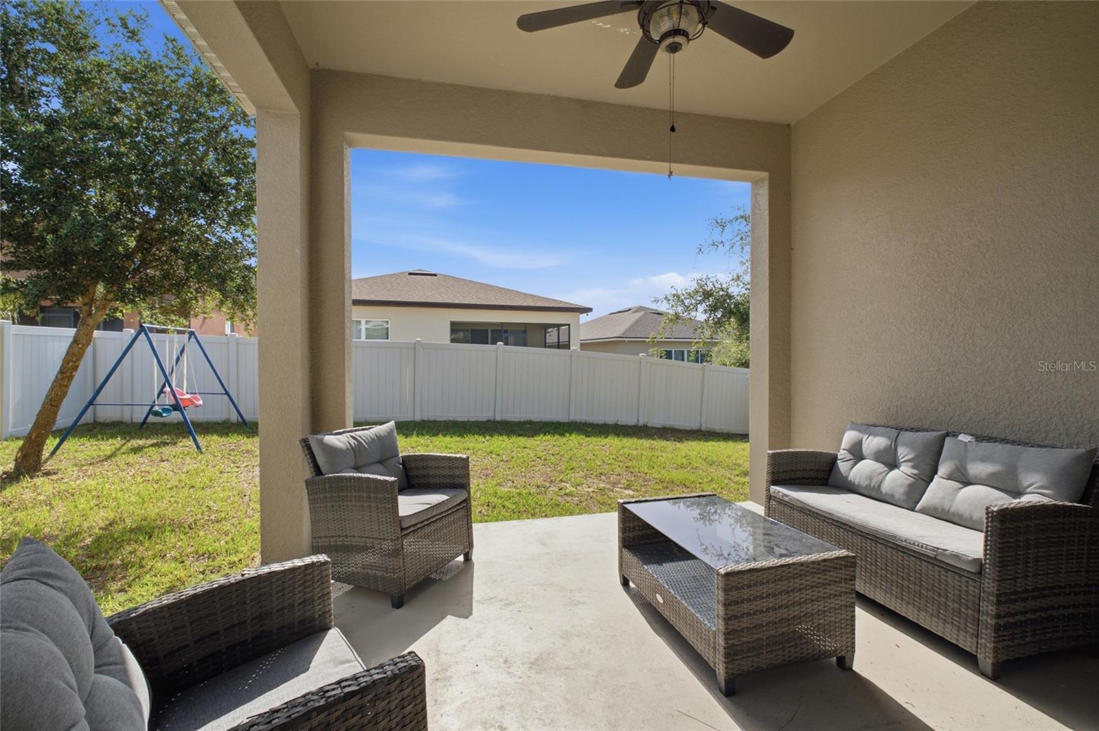 180 Jensen Dr Property Photo 25