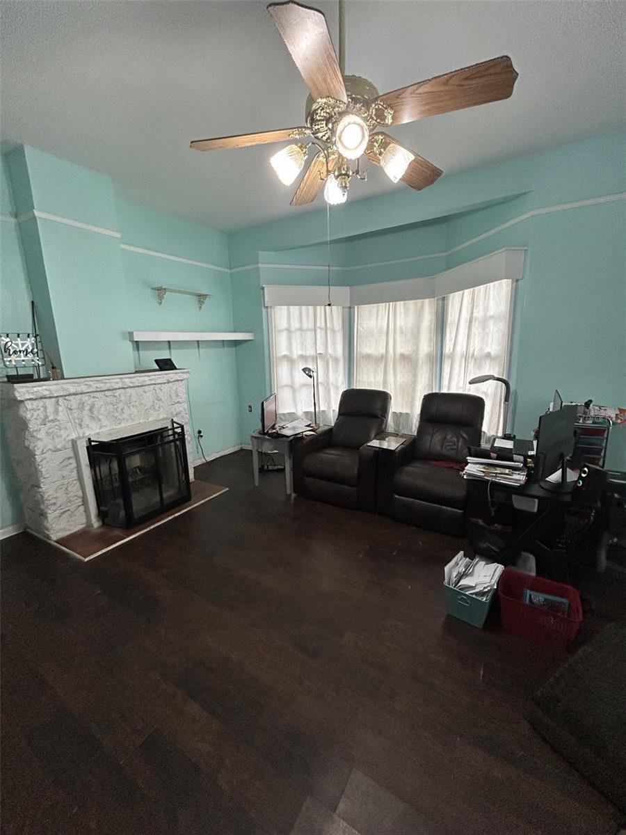 103 E Ward Ave Property Photo 5