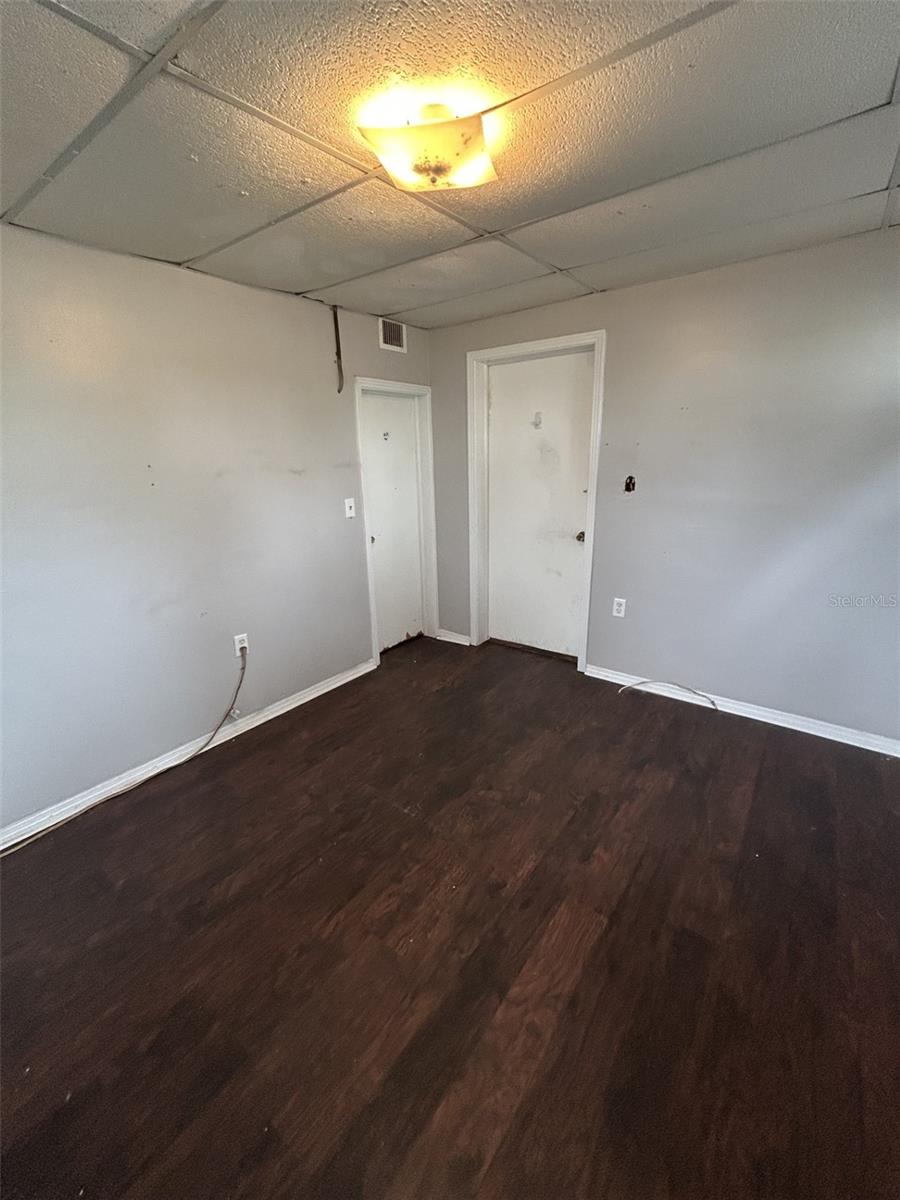 103 E Ward Ave Property Photo 18