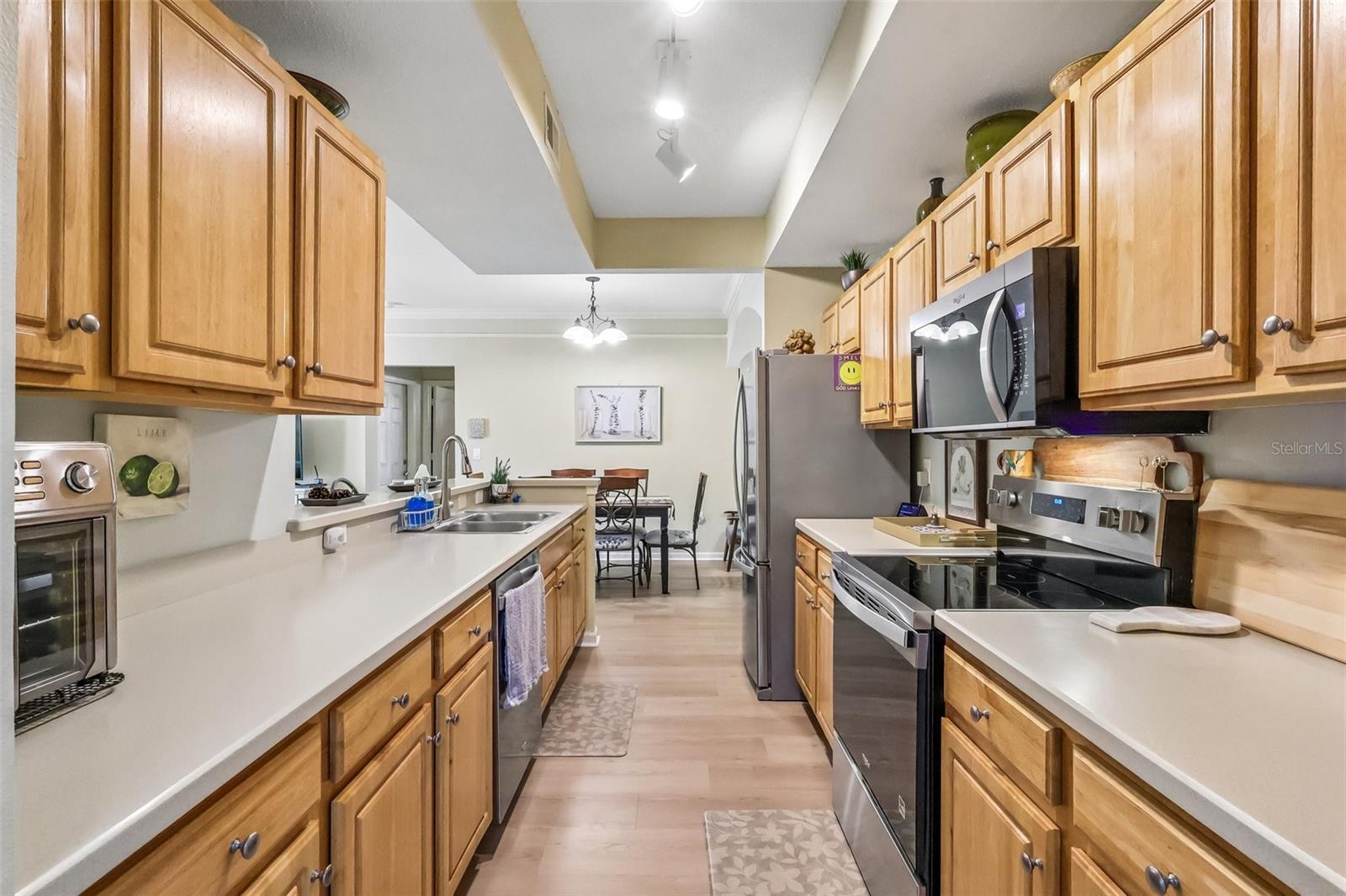 12016 Villanova Dr #102 Property Photo 13
