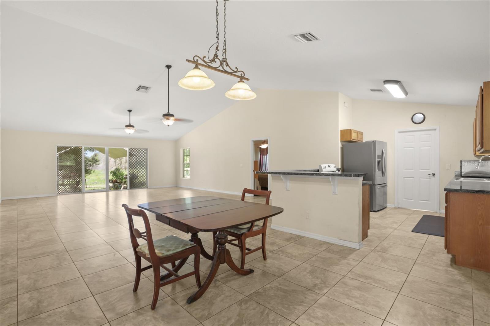 35819 Nova Ln Property Photo 3
