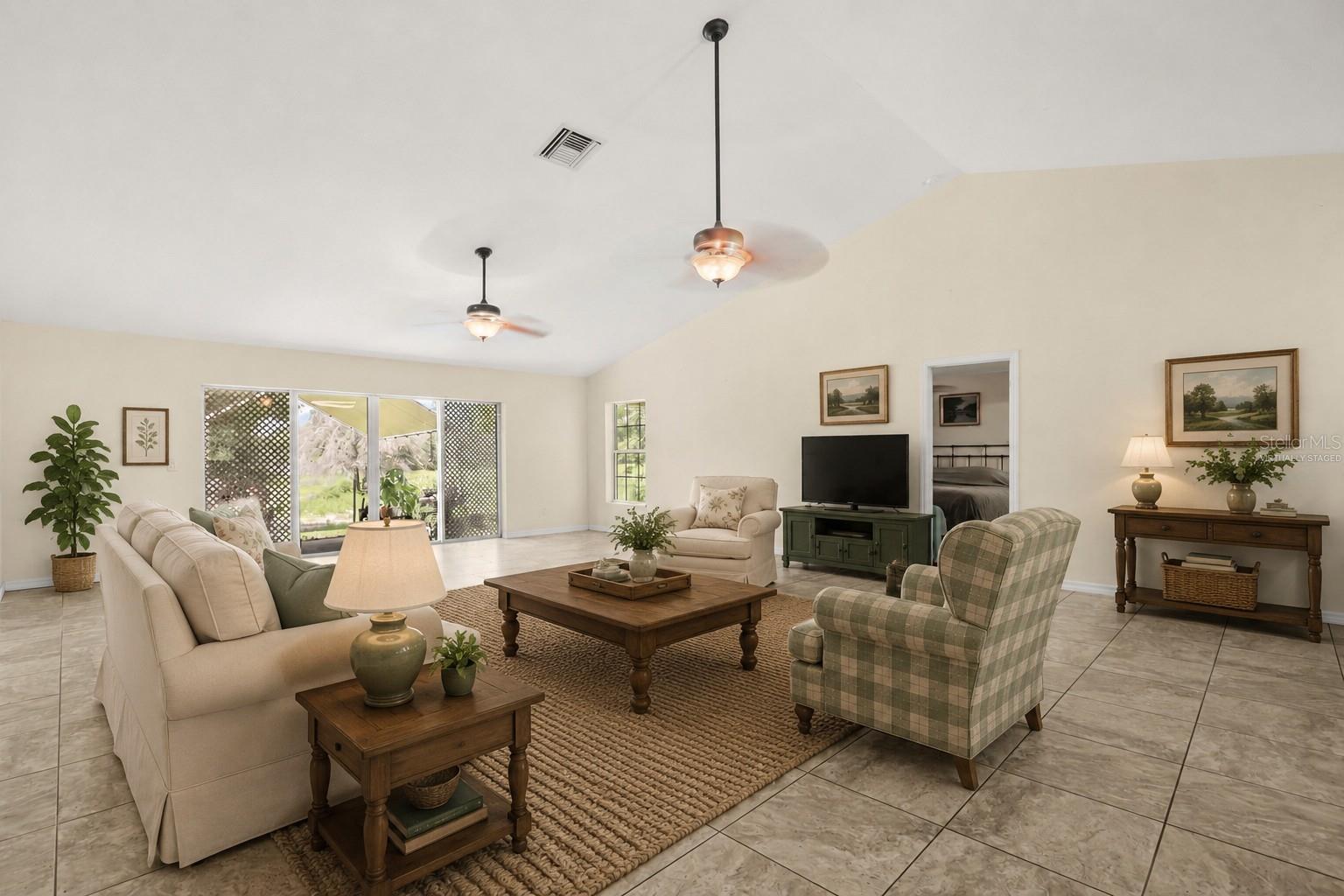 35819 Nova Ln Property Photo 8