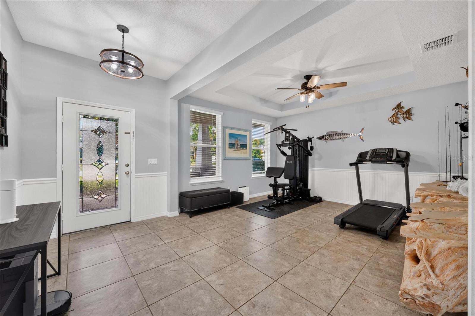 1464 Cabot Dr Property Photo 18