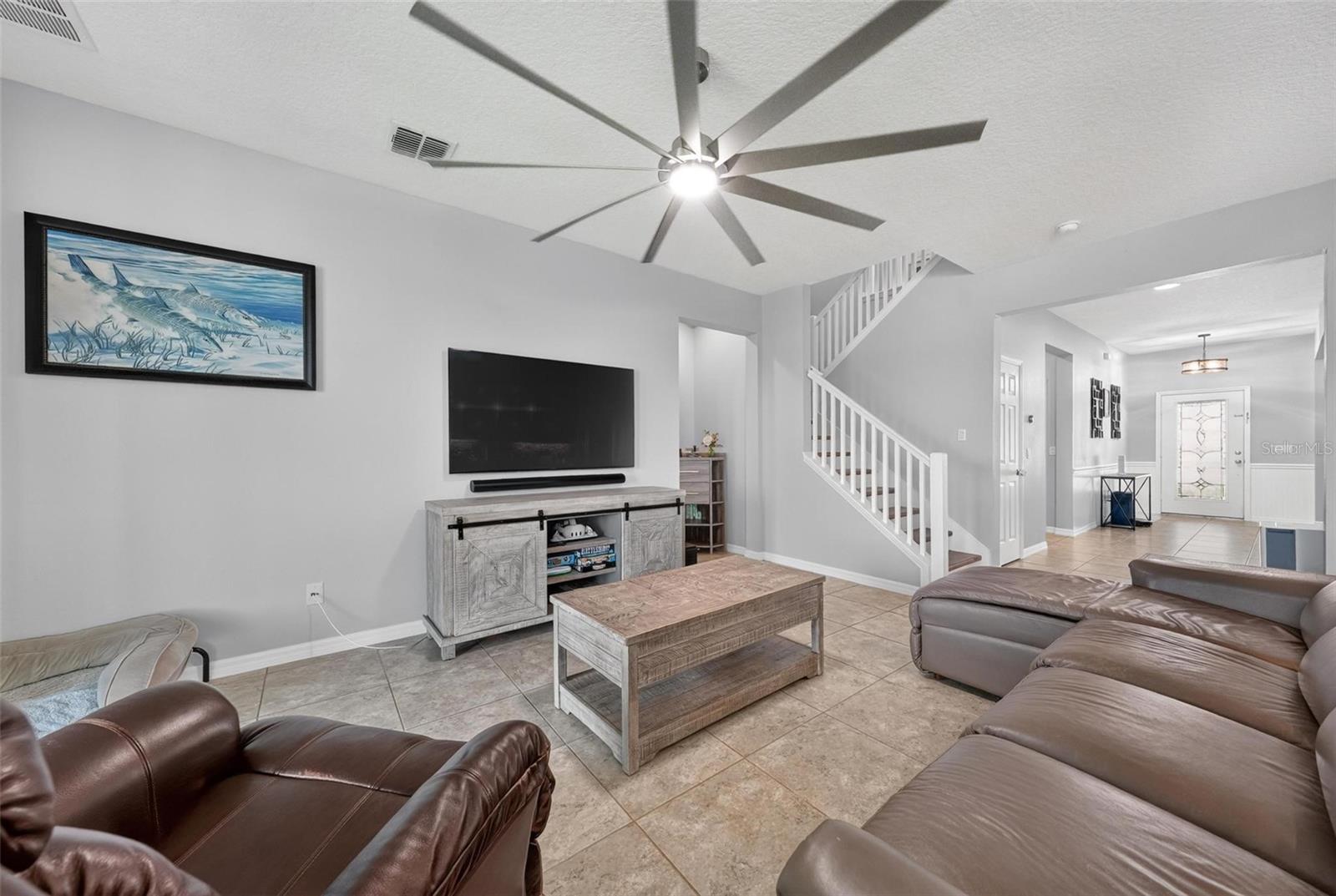 1464 Cabot Dr Property Photo 30