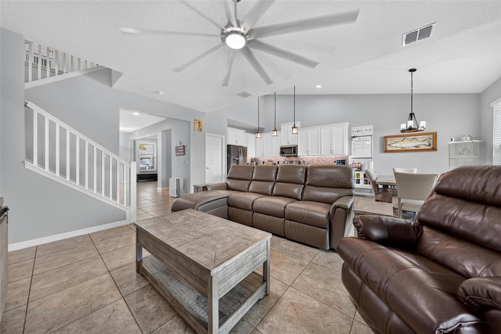 1464 Cabot Dr Property Photo 31