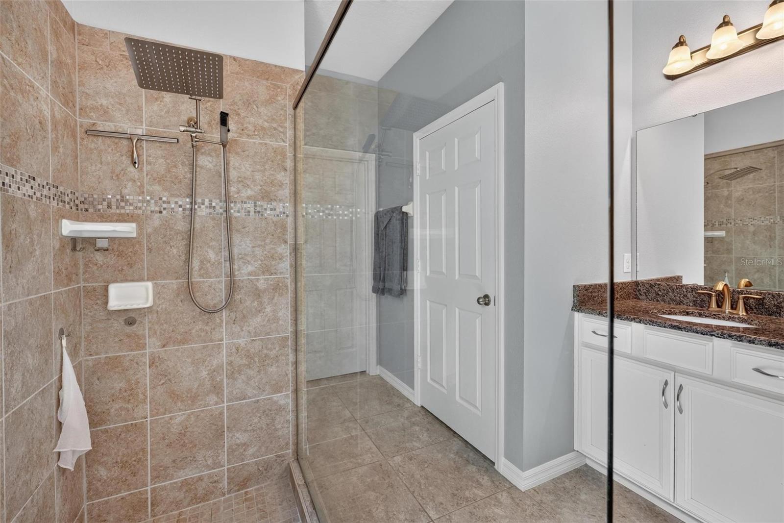 1464 Cabot Dr Property Photo 38