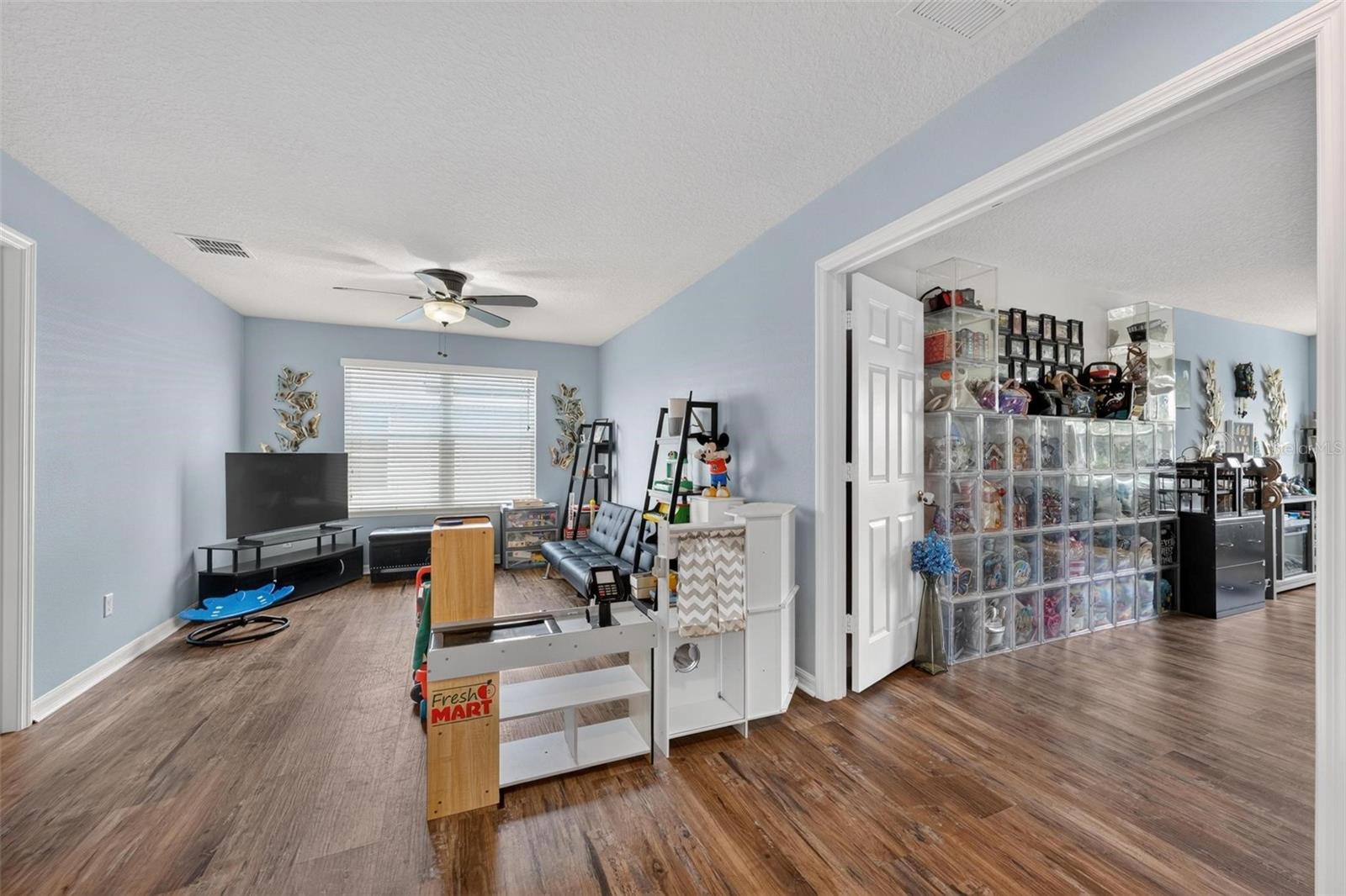 1464 Cabot Dr Property Photo 42
