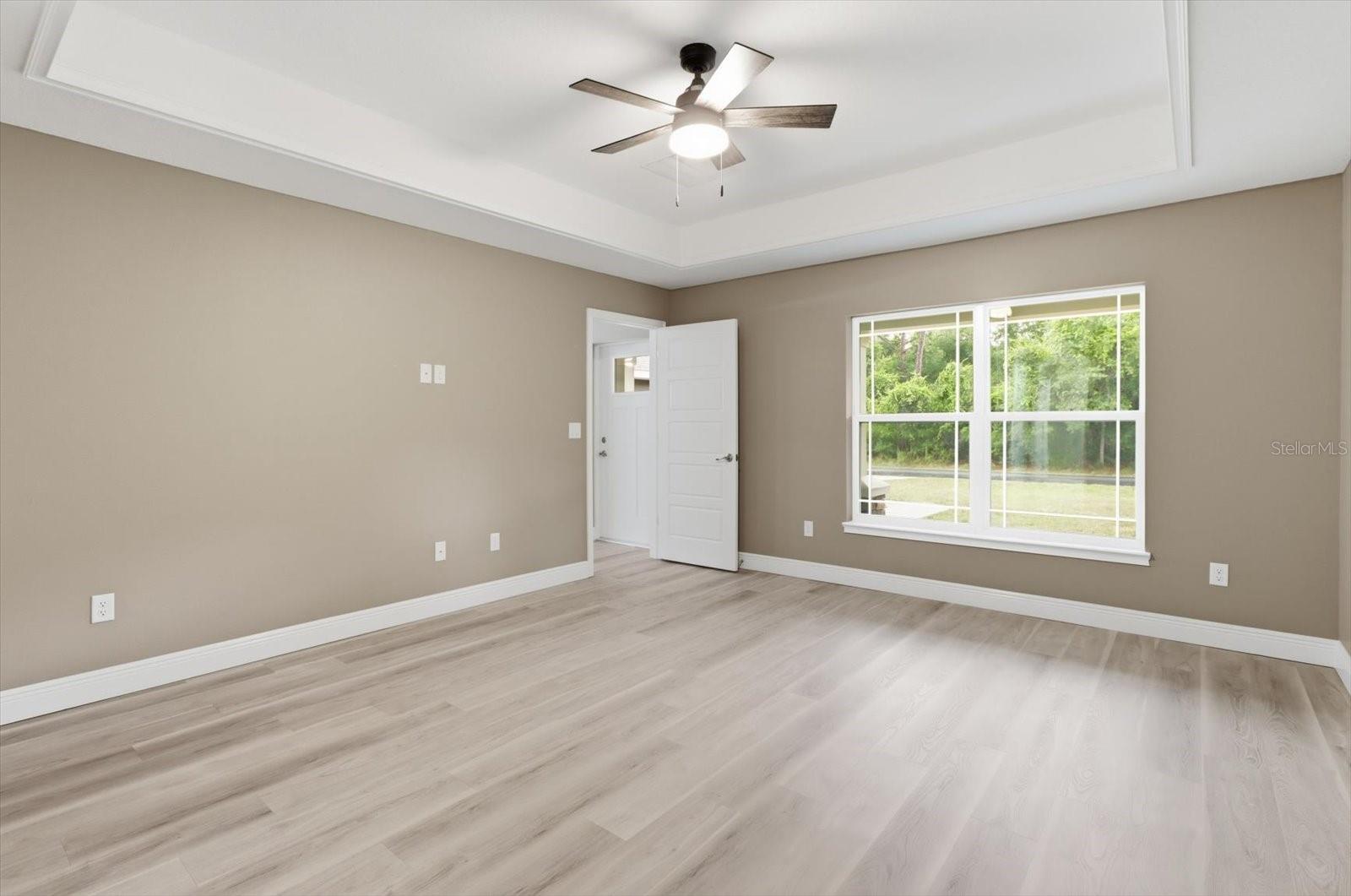 9944 N Wayland Ave Property Photo 18