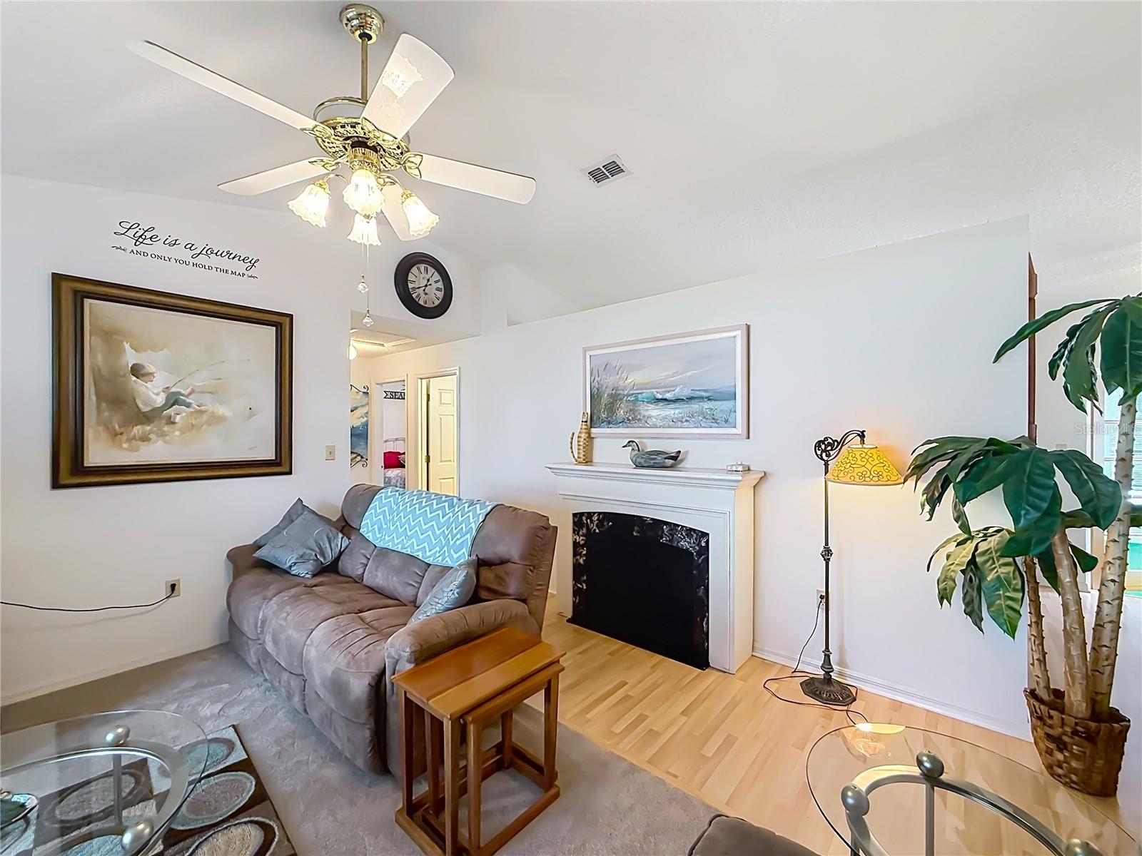 33909 Linda Ln Property Photo 15