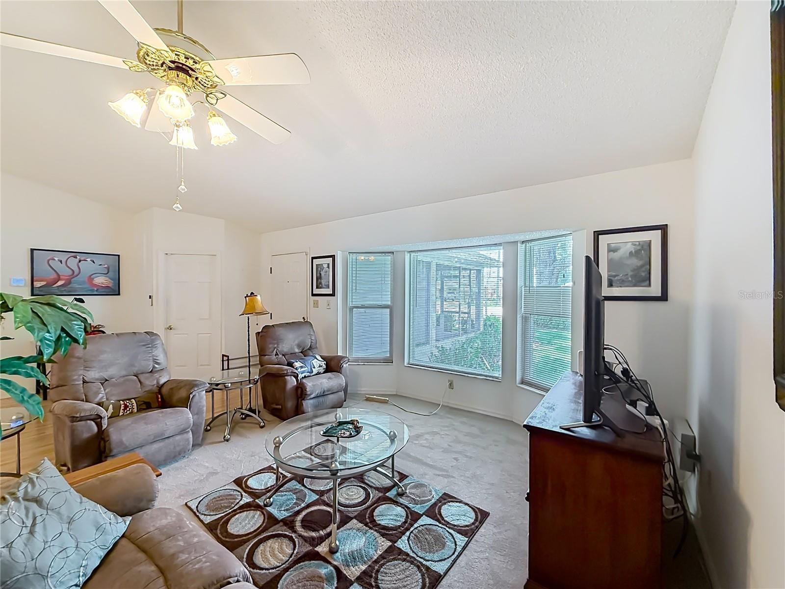 33909 Linda Ln Property Photo 17