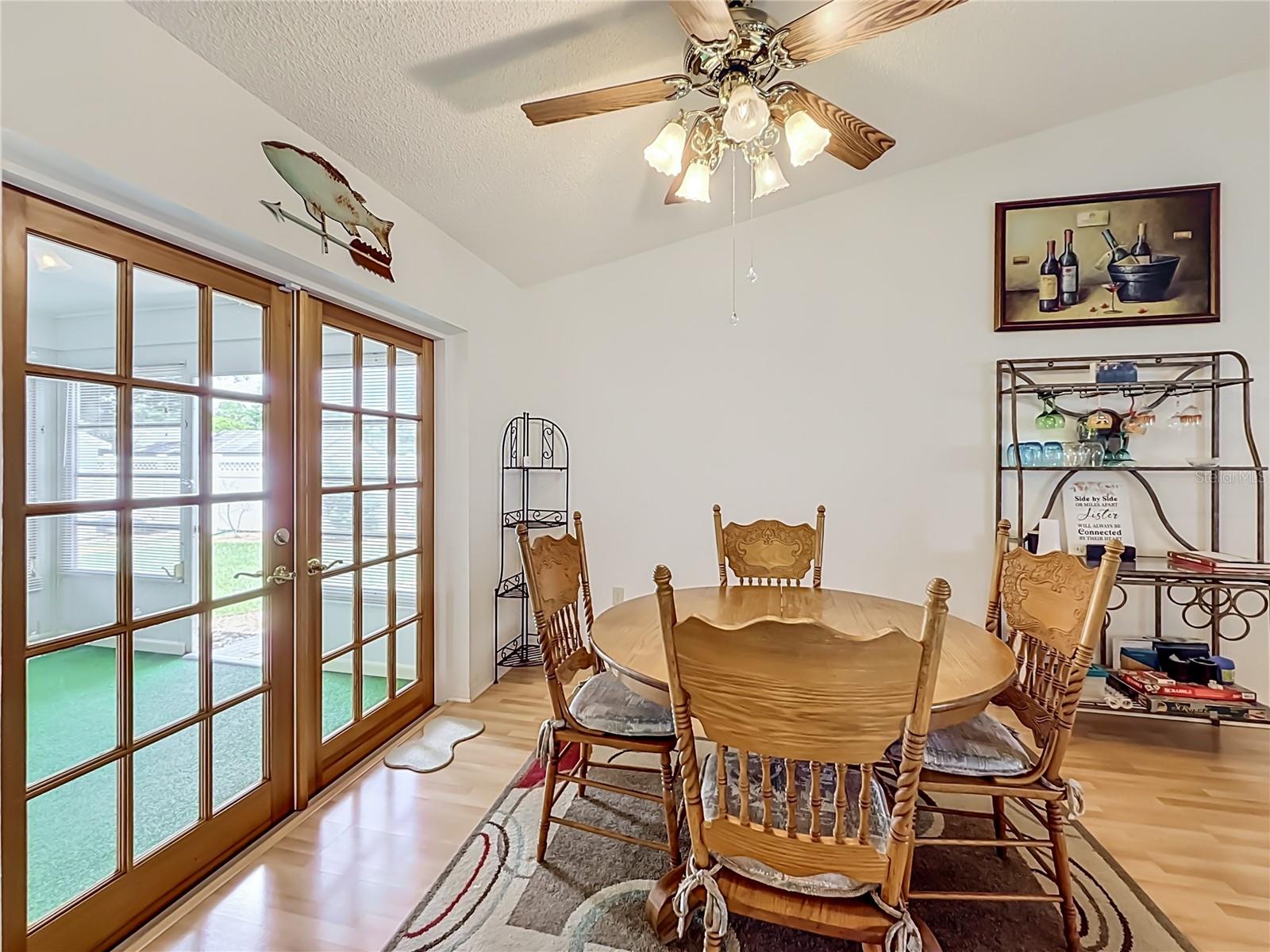 33909 Linda Ln Property Photo 21